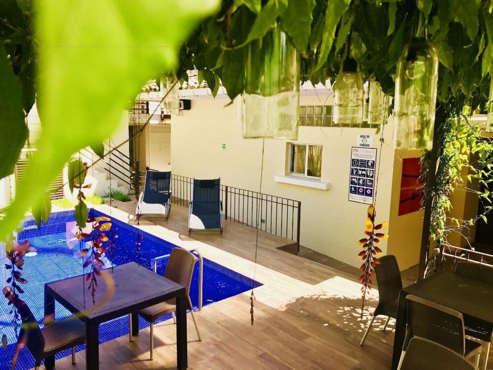 Hotel Las Magnolias - image 3
